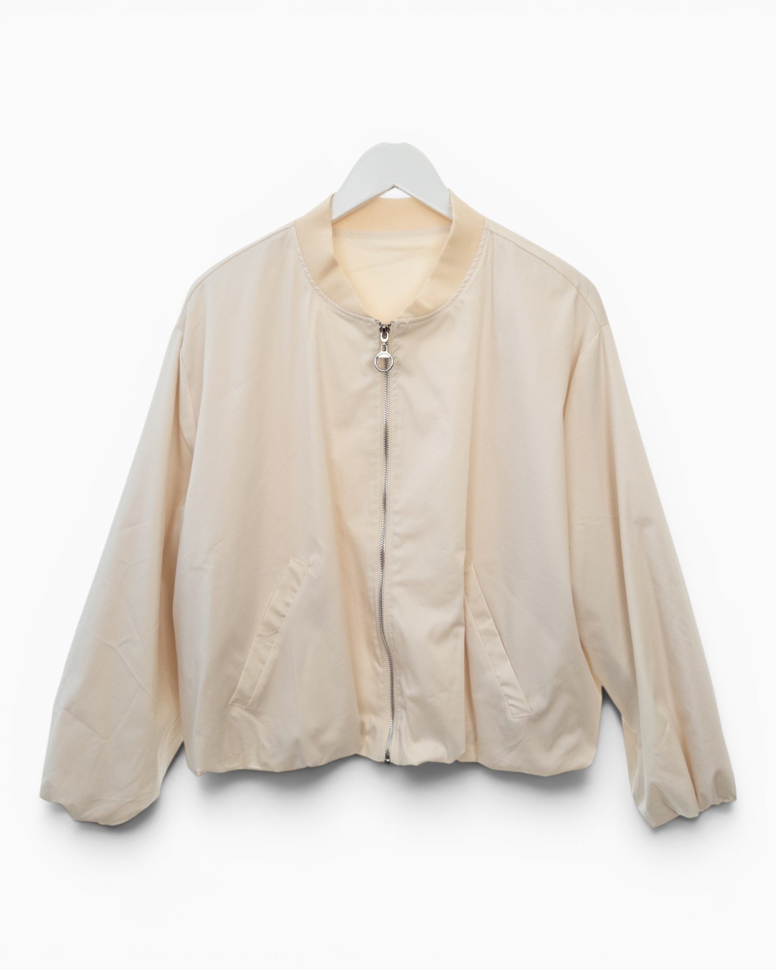 Leichte Bomberjacke mit Reißverschluss creme