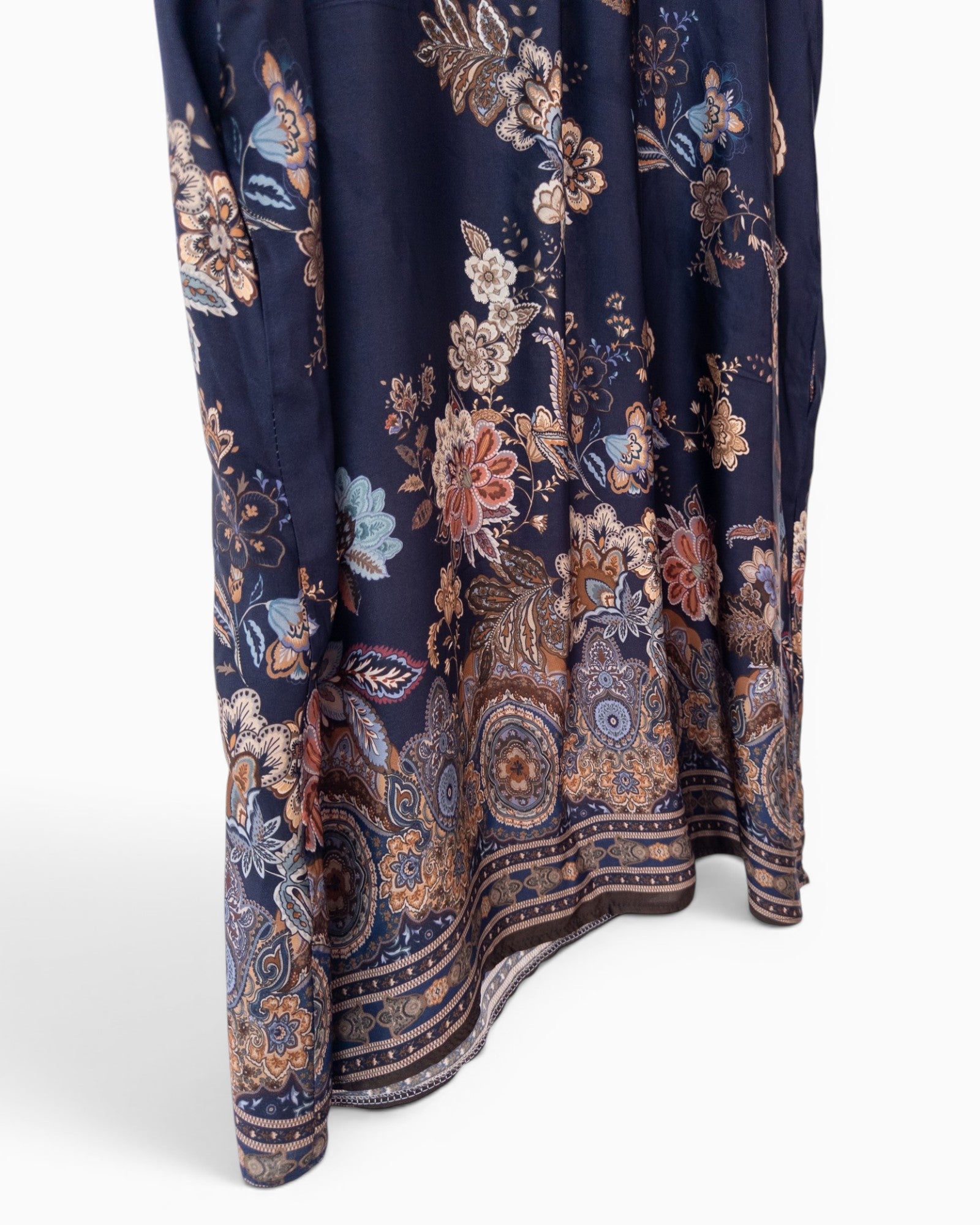 Sommerkleid mit Blumen Paisleymuster dunkelblau