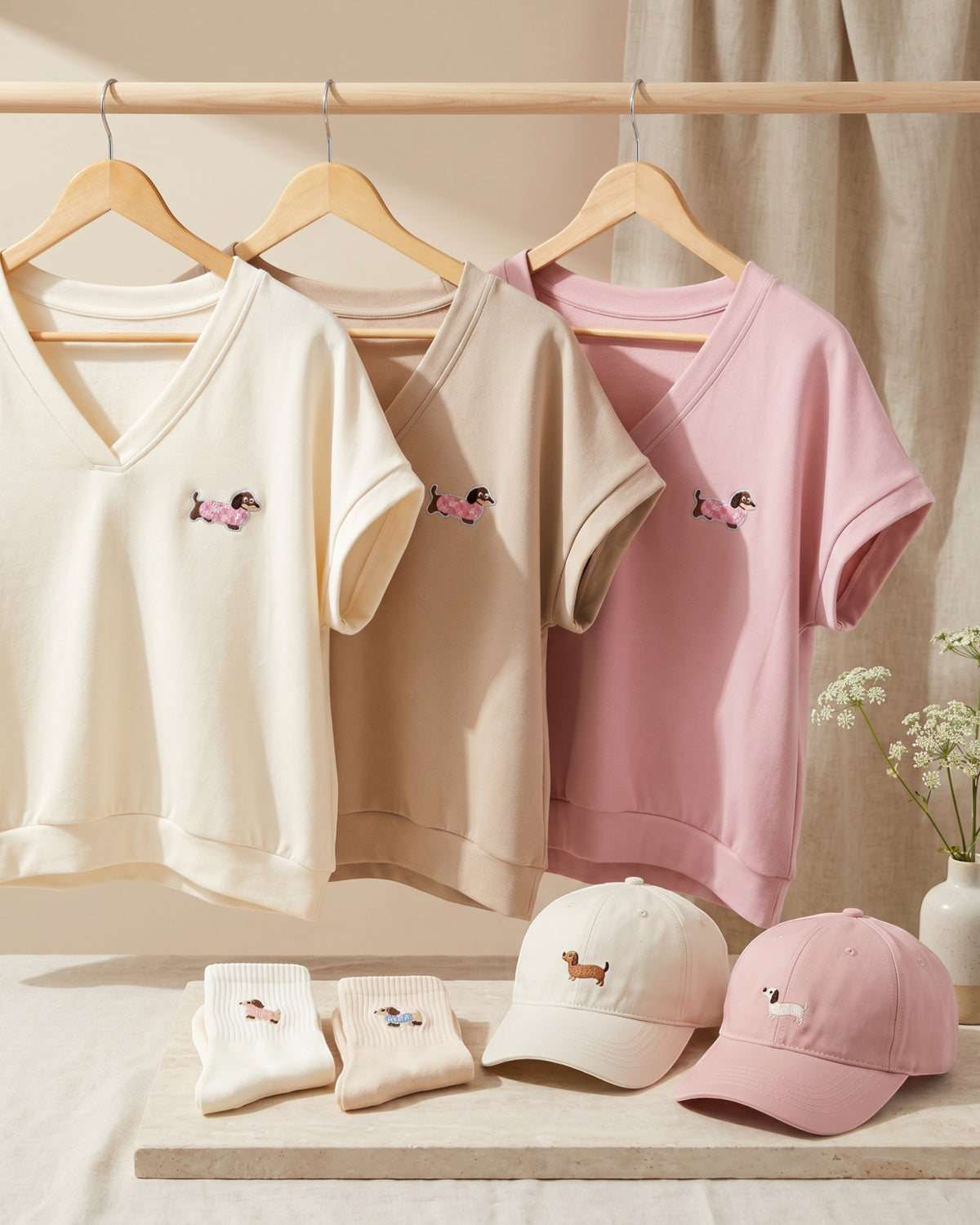 Shirt mit Dackel Motiv creme