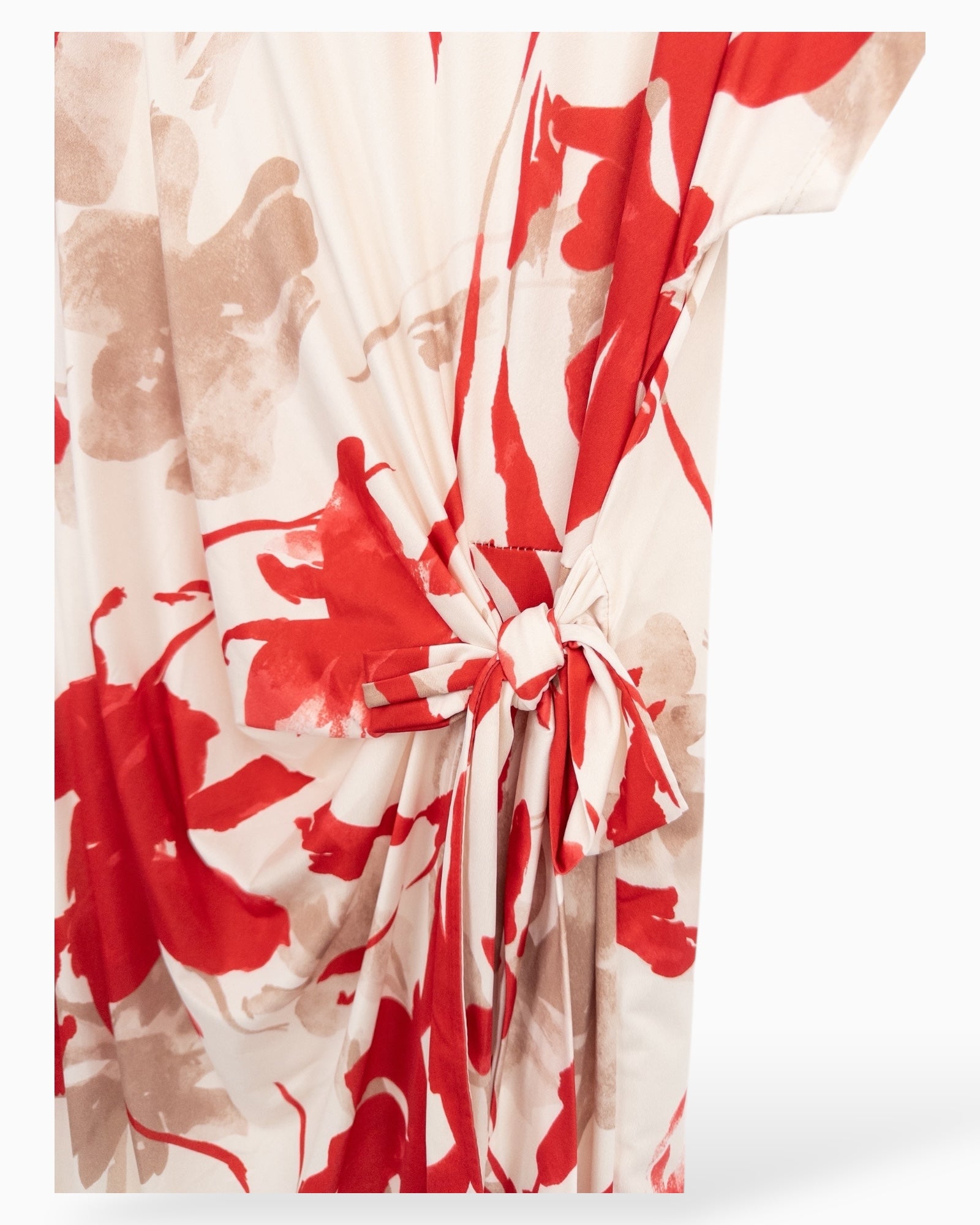 Kleid mit Blumen-Muster rot