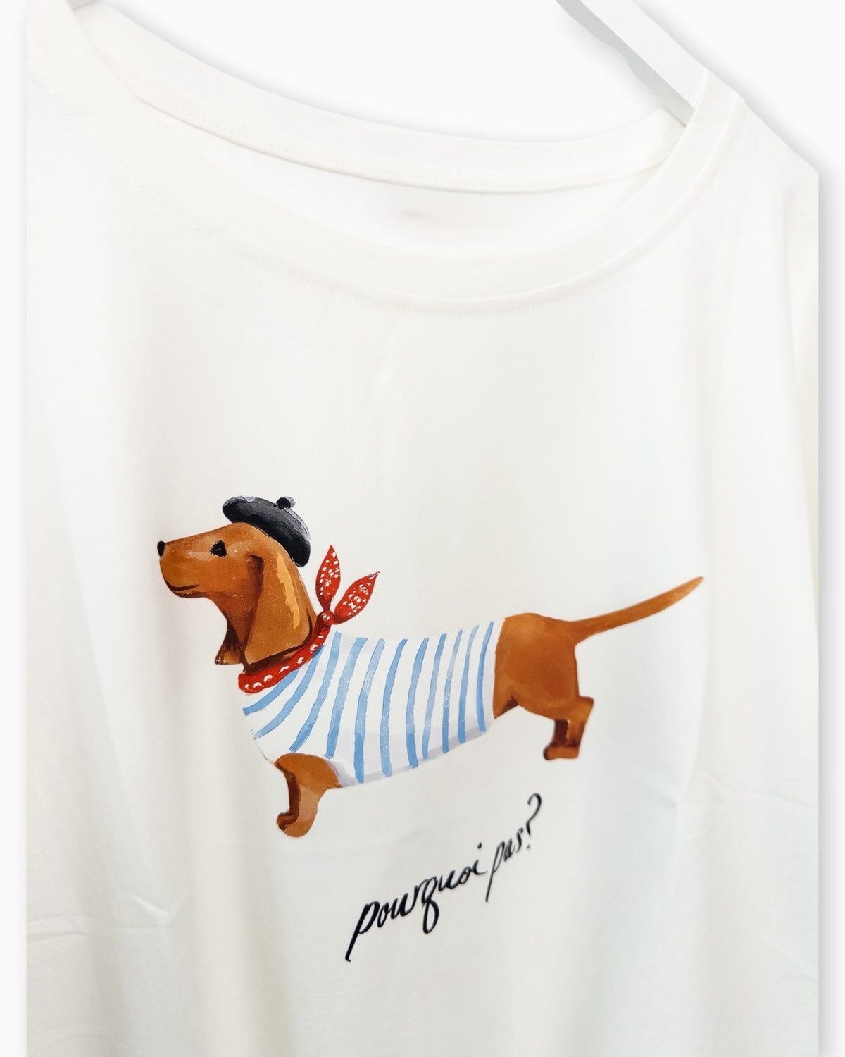 Shirt mit Dackel-Print und Schriftzug weiß blau