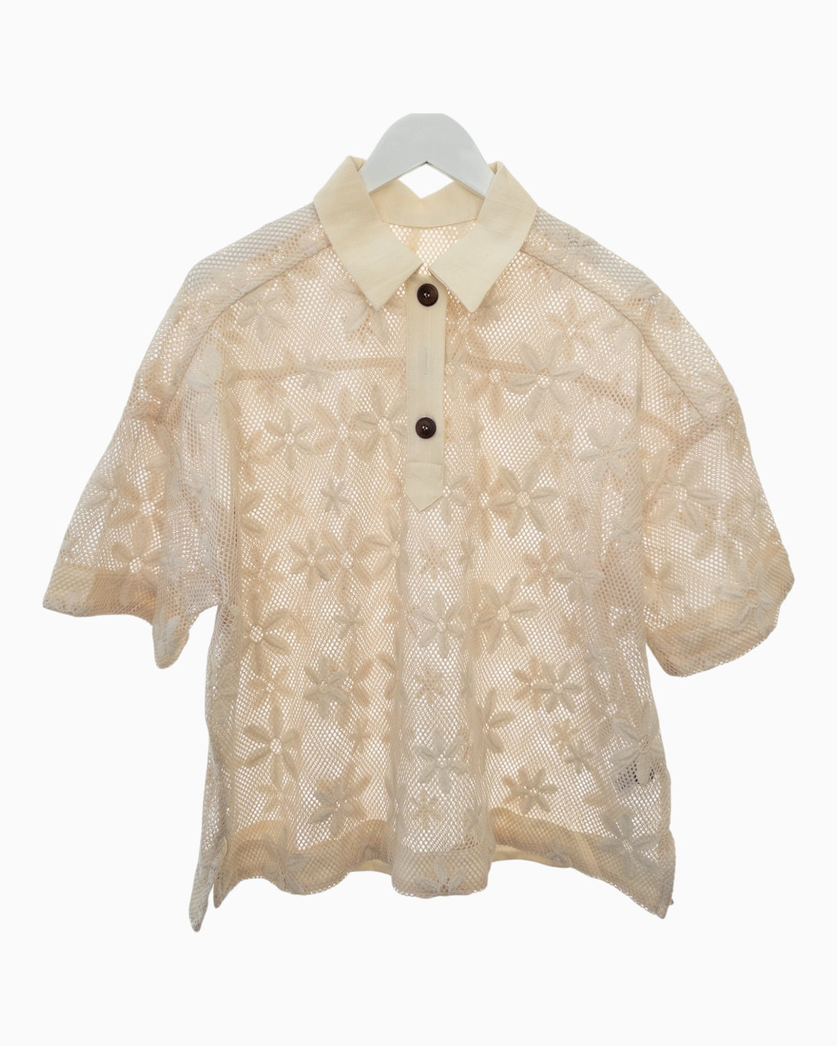 Leichtes Blusenshirt in Häkeloptik mit Blumenmuster creme