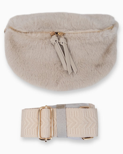 Flauschige Umhängetasche Mila creme
