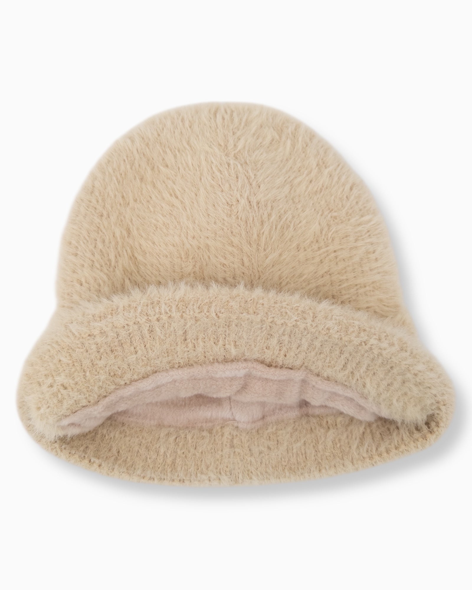 Flauschige Mütze beige