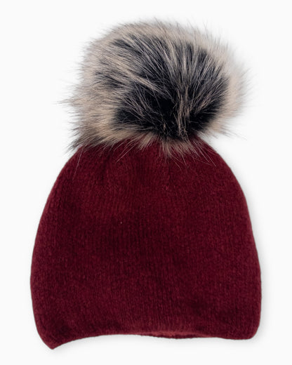Winterwarme Mütze mit Bommel weinrot