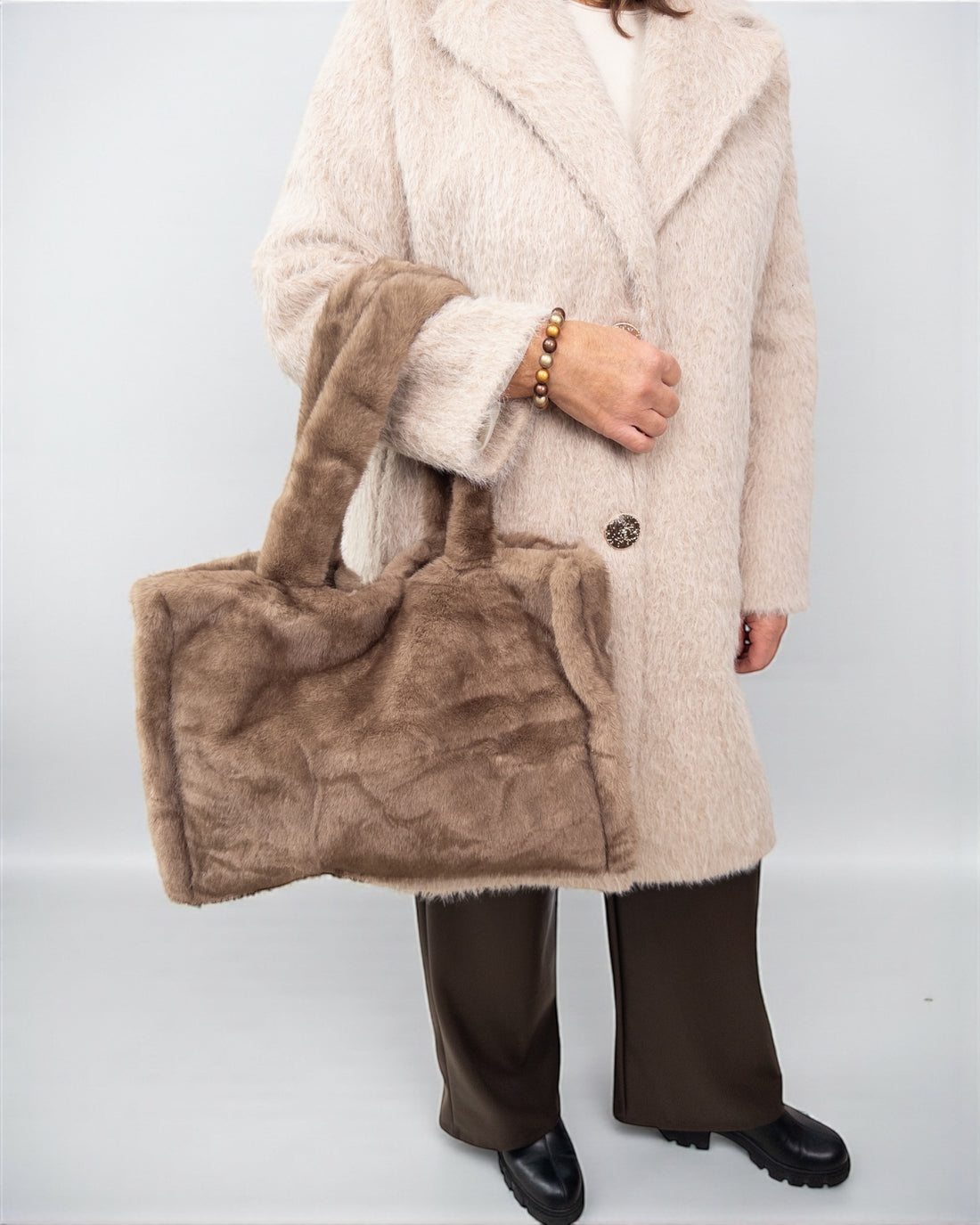 Shopper in Felloptik braun