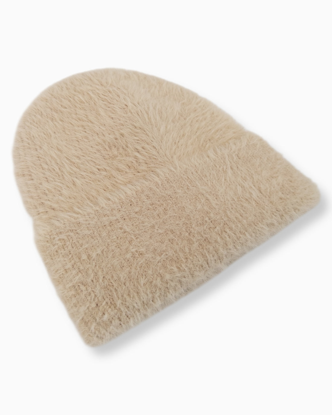 Flauschige Mütze beige