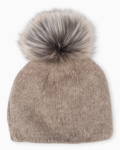 Winterwarme Mütze mit Bommel beige