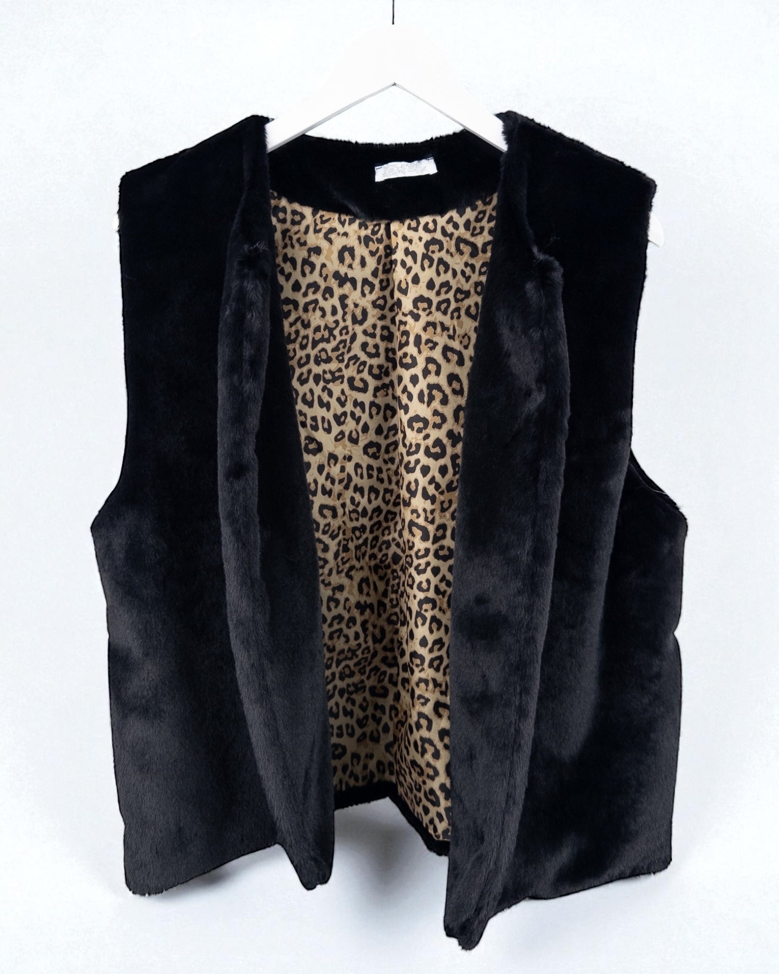 Flauschige Kunstfell-Weste Leo schwarz