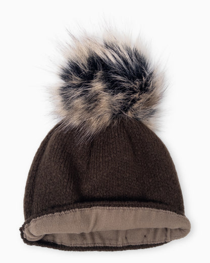 Winterwarme Mütze mit Bommel dunkelbraun