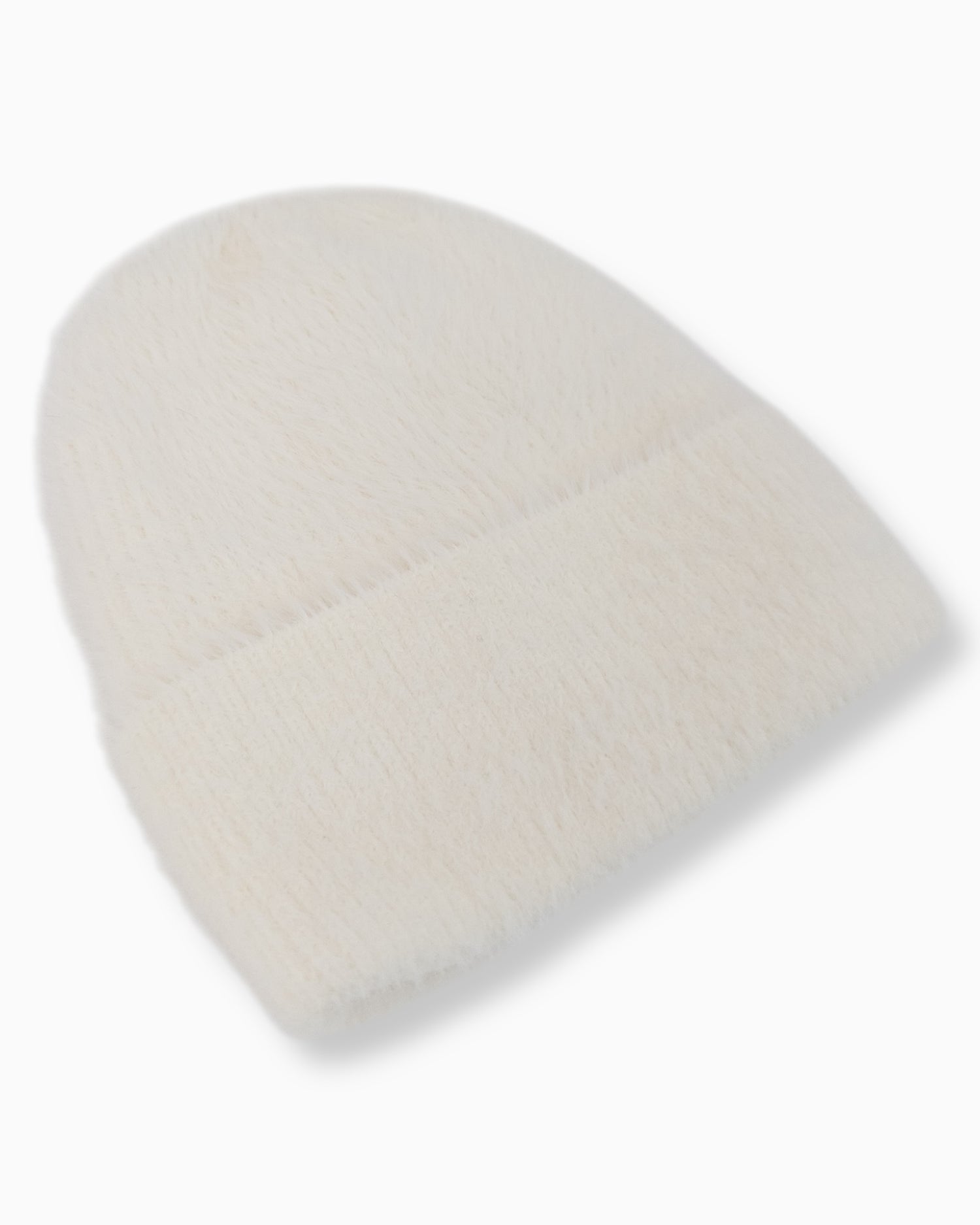 Flauschige Mütze creme