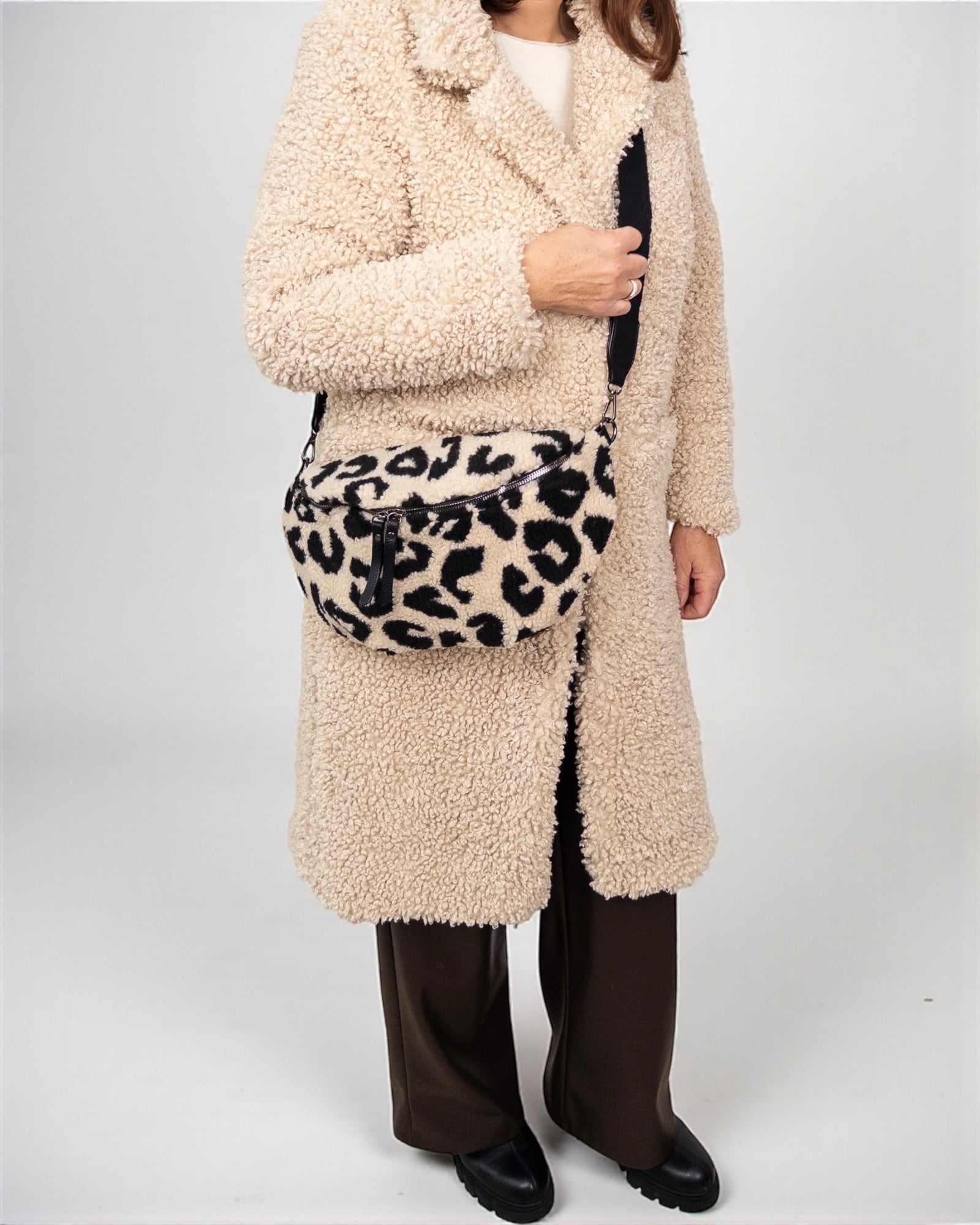 Leo Umhängetasche creme