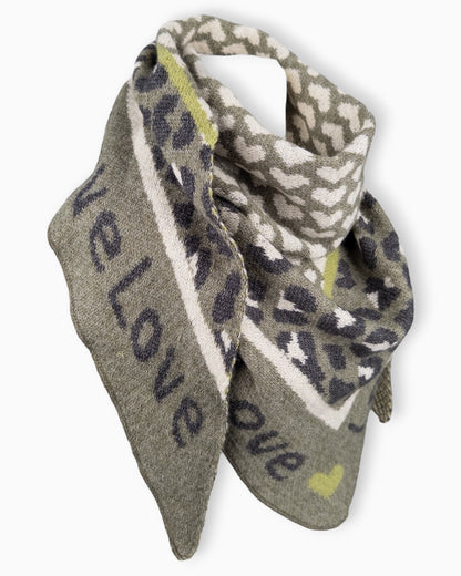 Dreieckstuch Love is Love oliv