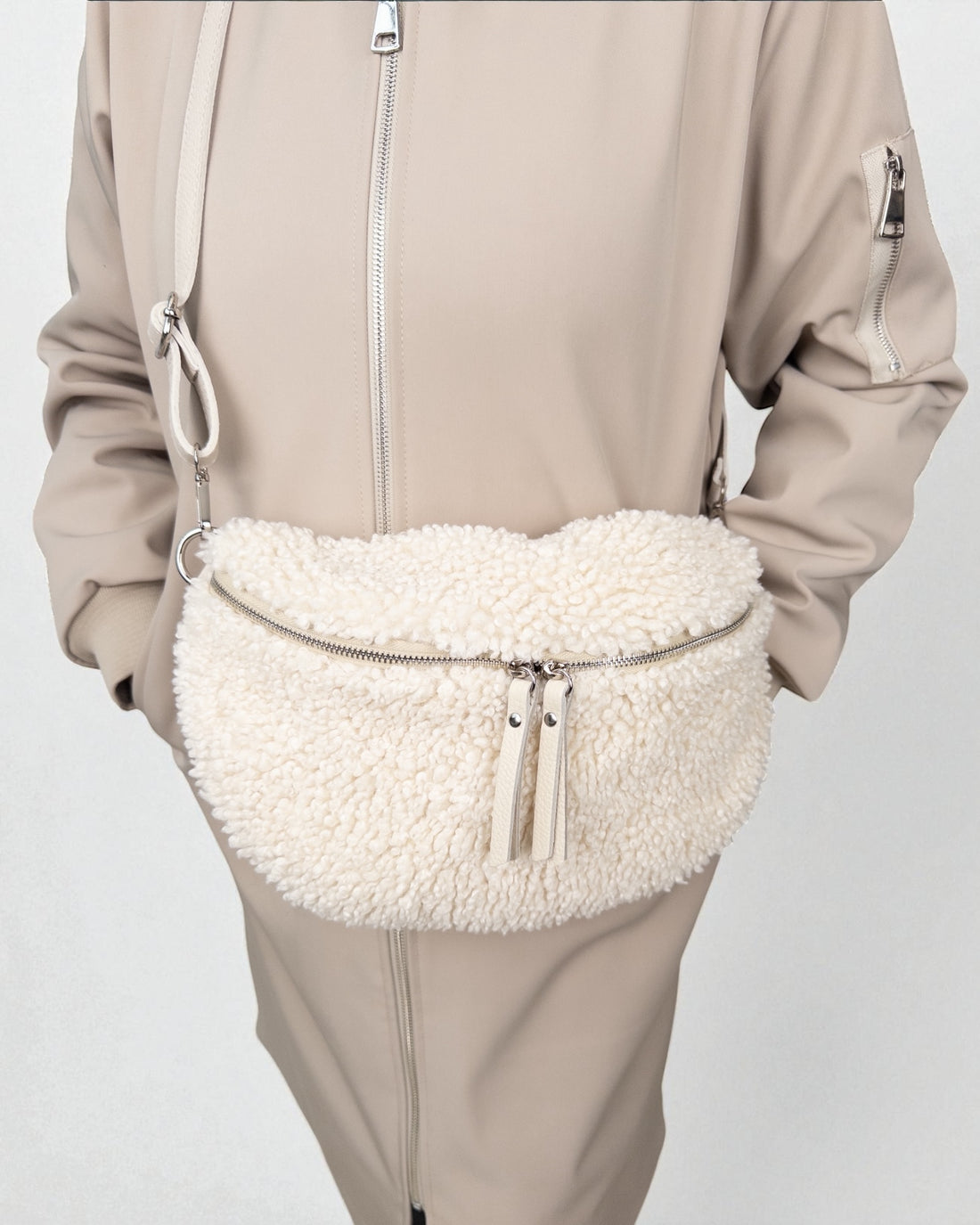 Teddy Umhängetasche creme