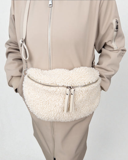 Teddy Umhängetasche creme