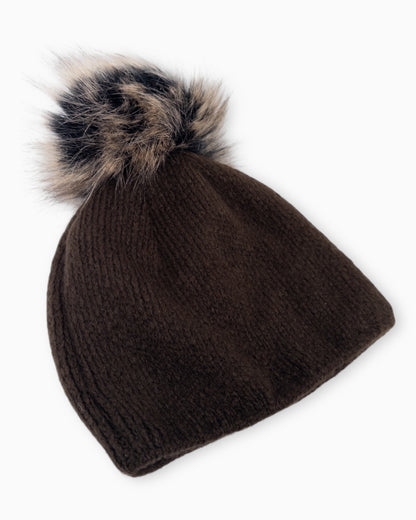 Winterwarme Mütze mit Bommel dunkelbraun