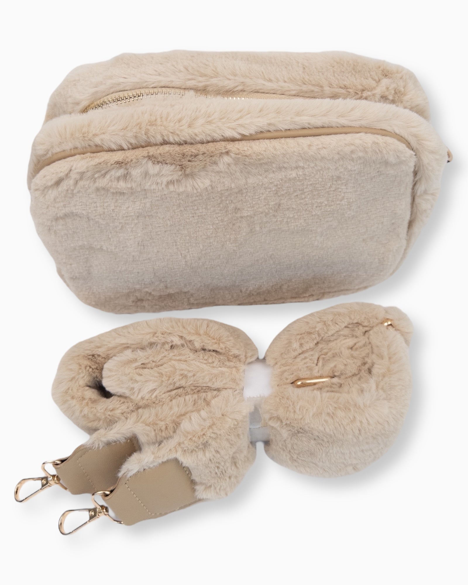 Flauschige Umhängetasche creme