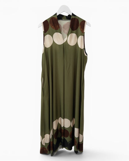 Ärmelloses Maxikleid mit großem Punktmuster olivgrün