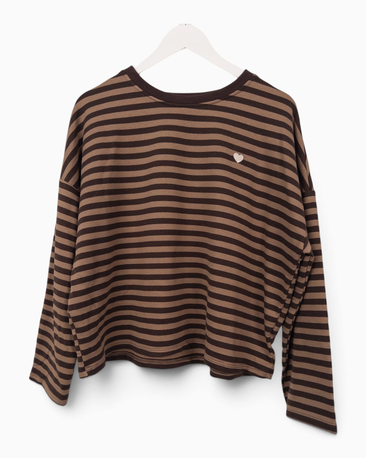 Streifenpullover mit Herz braun