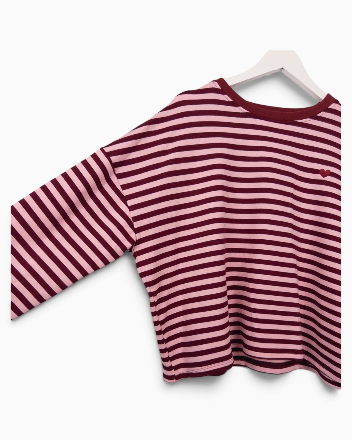 Streifenpullover mit Herz rosa weinrot