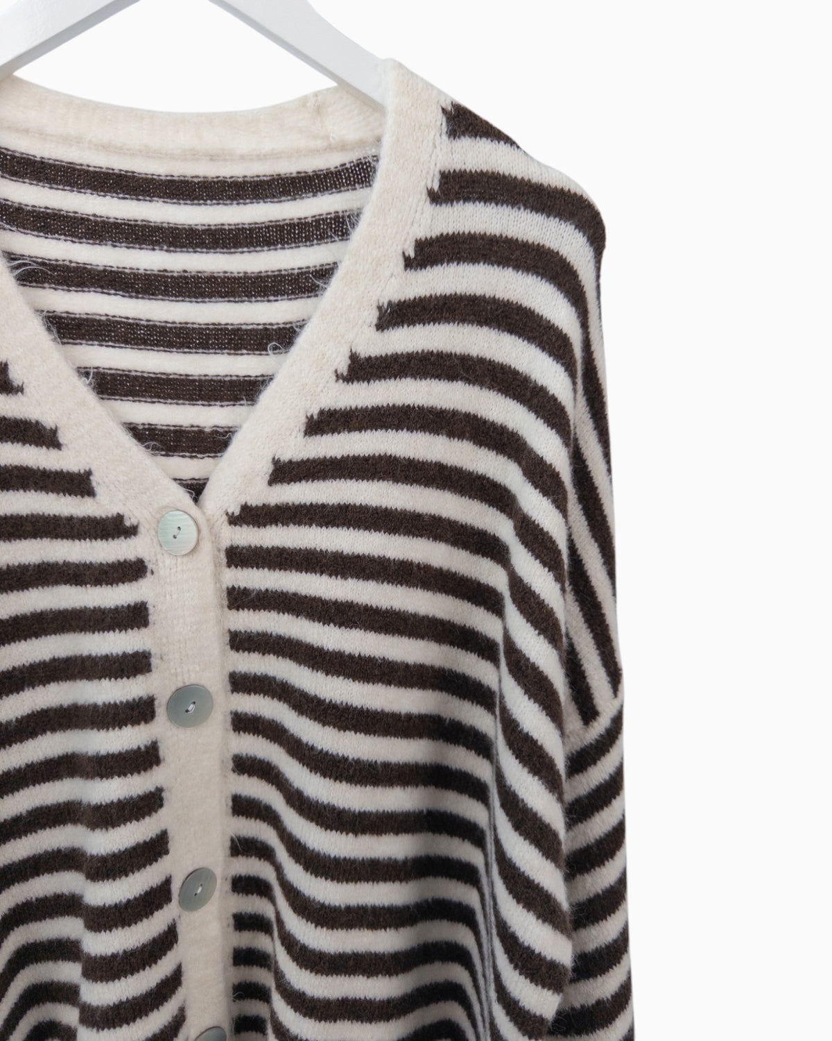 Cardigan mit Streifen creme dunkelbraun