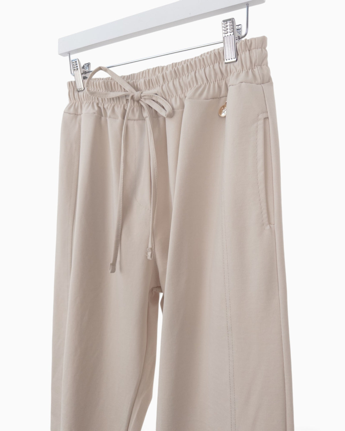 Hose mit Ziernaht sand