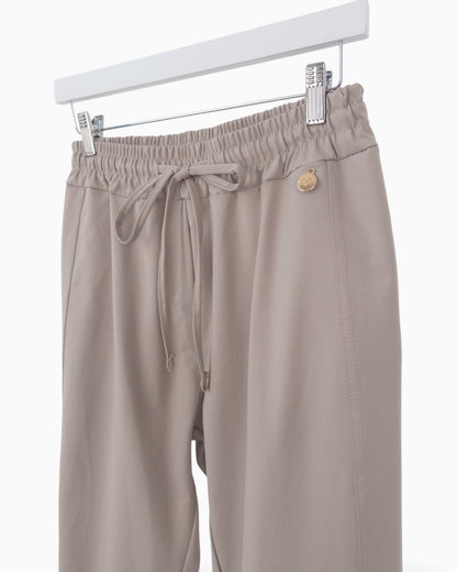 Hose mit Ziernaht taupe