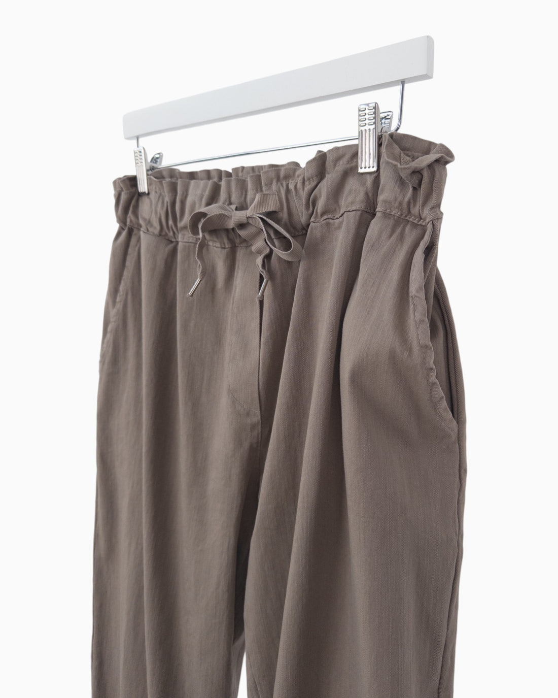 Hose mit gerafftem Bund taupe