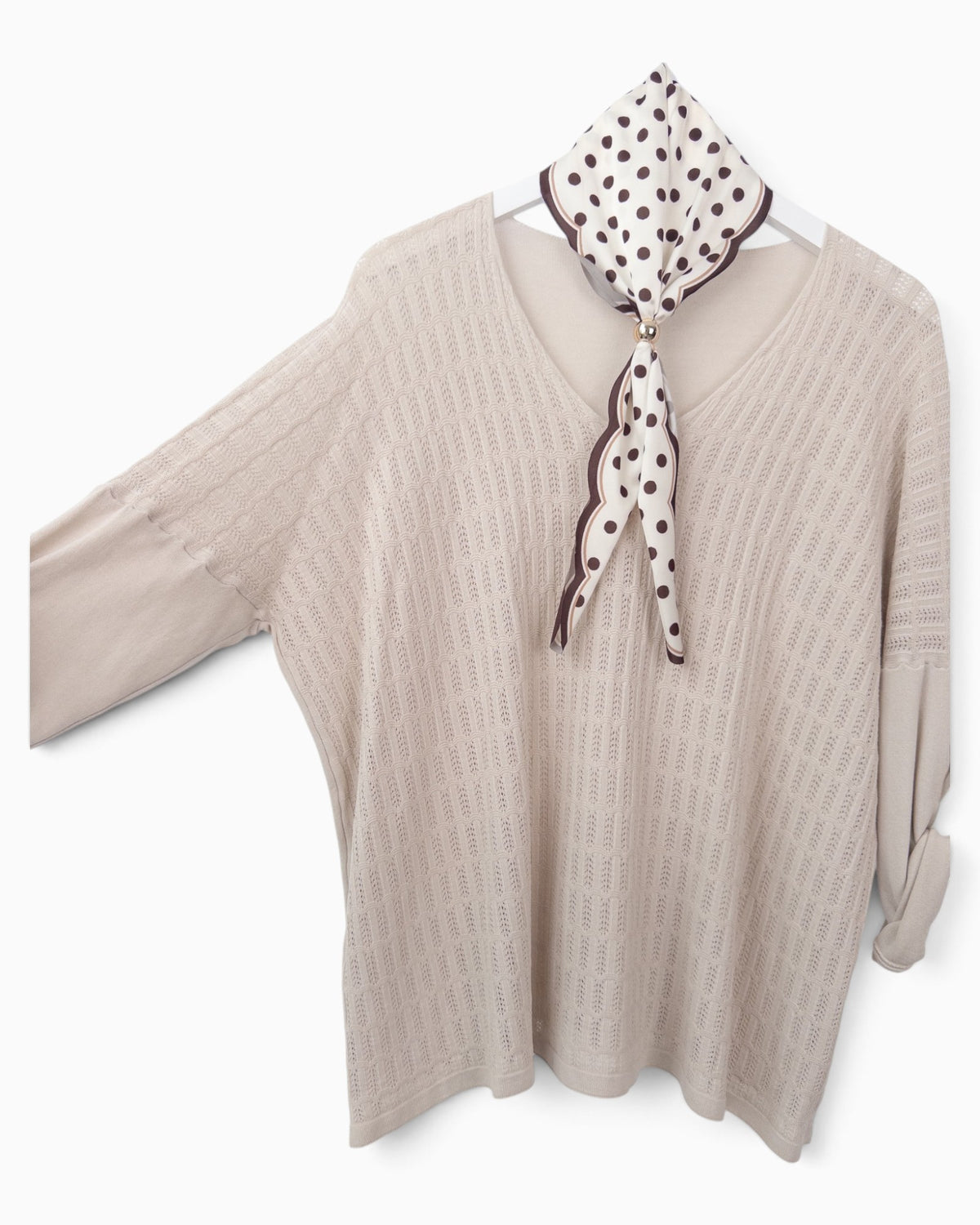 Strickpullover mit Tuch sand