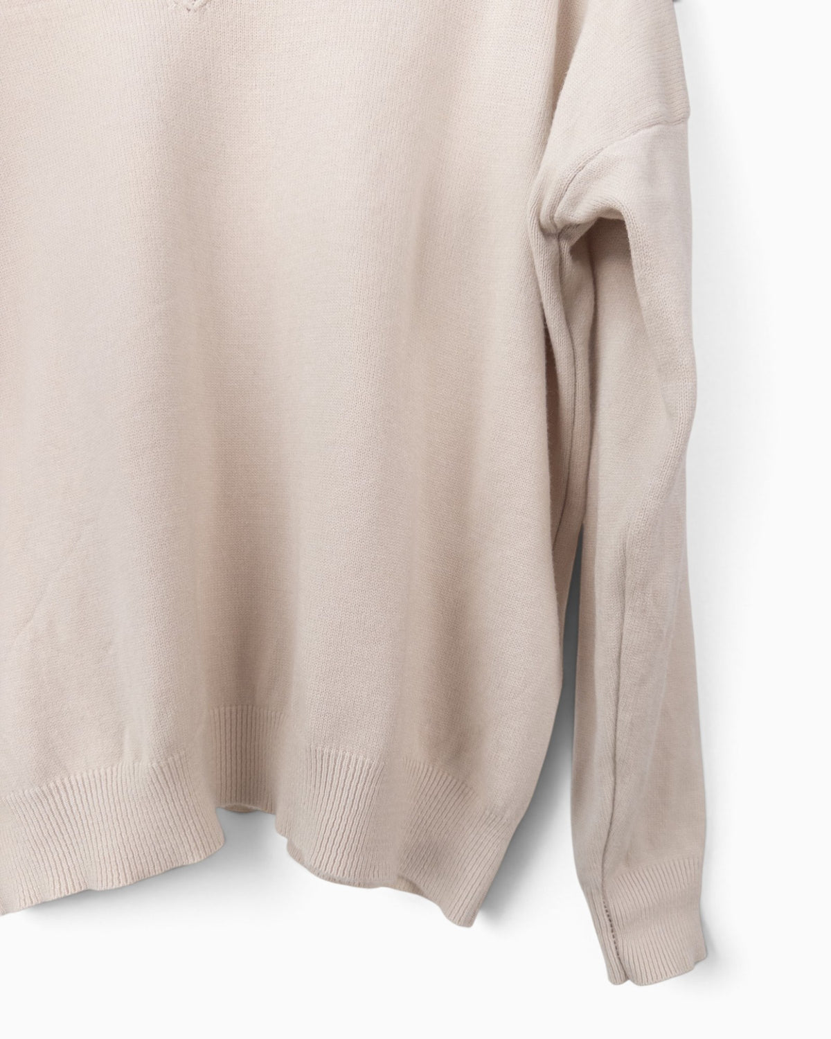 Strickpullover mit Spitze sand