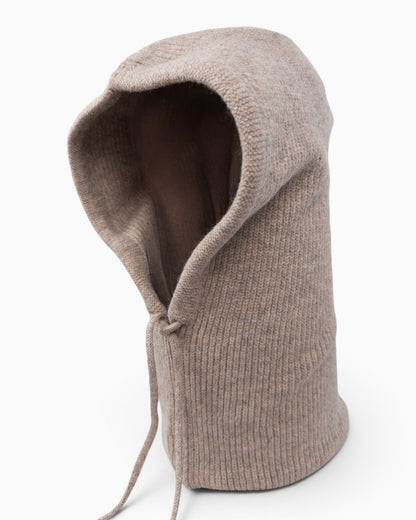 Kapuzenschal mit Bändern beige