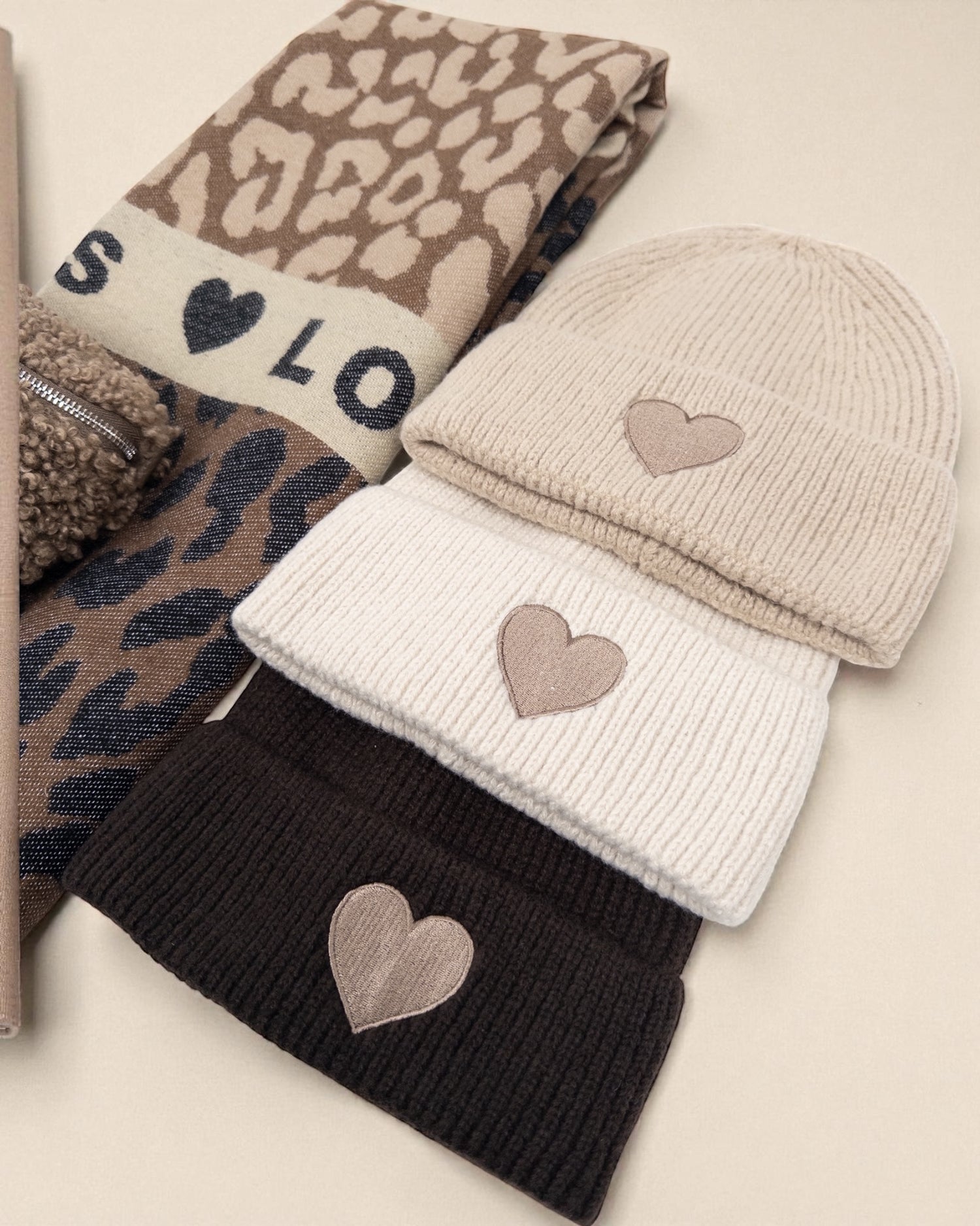 Mütze Herz dunkelbraun