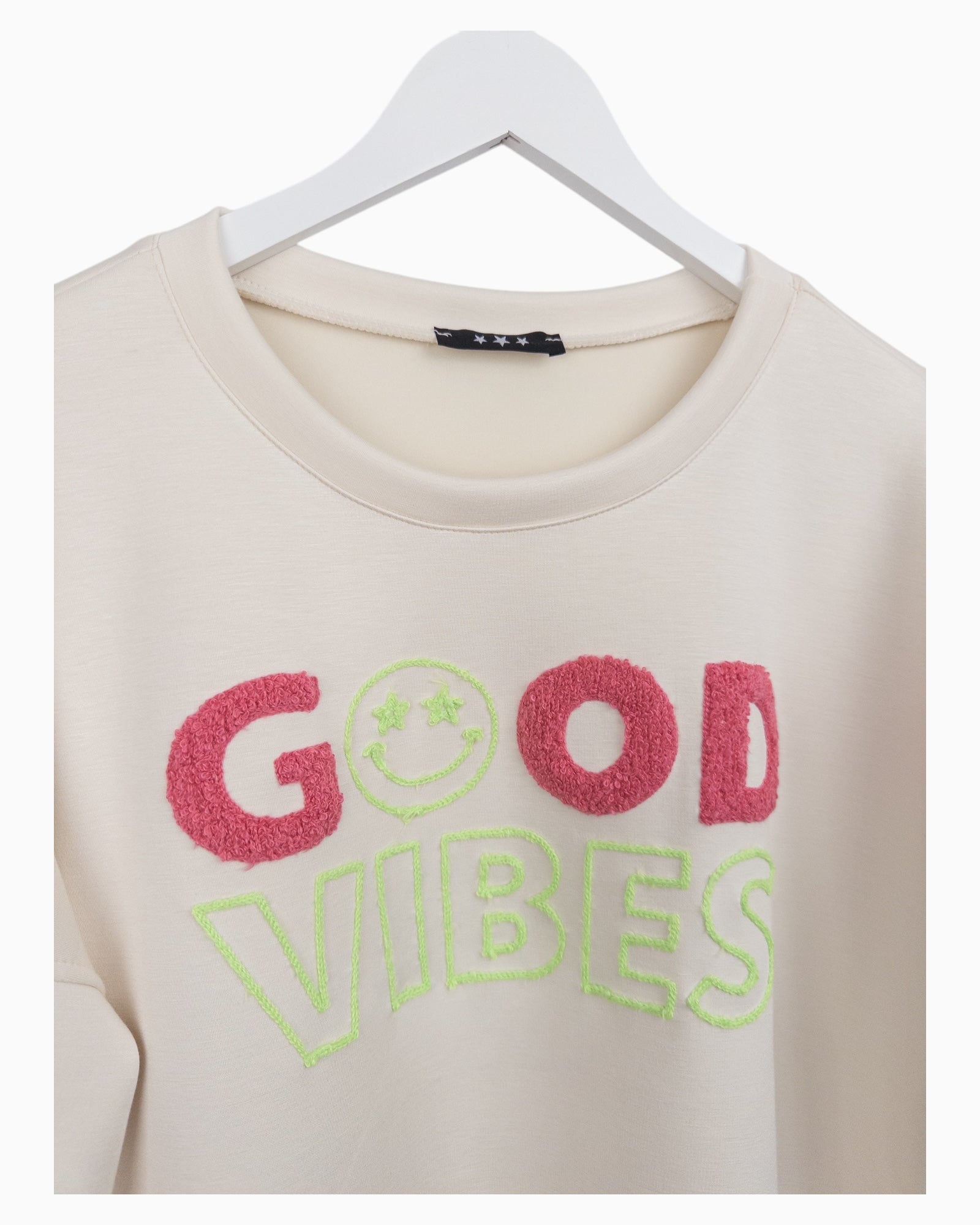 Sweatshirt Good Vibes creme