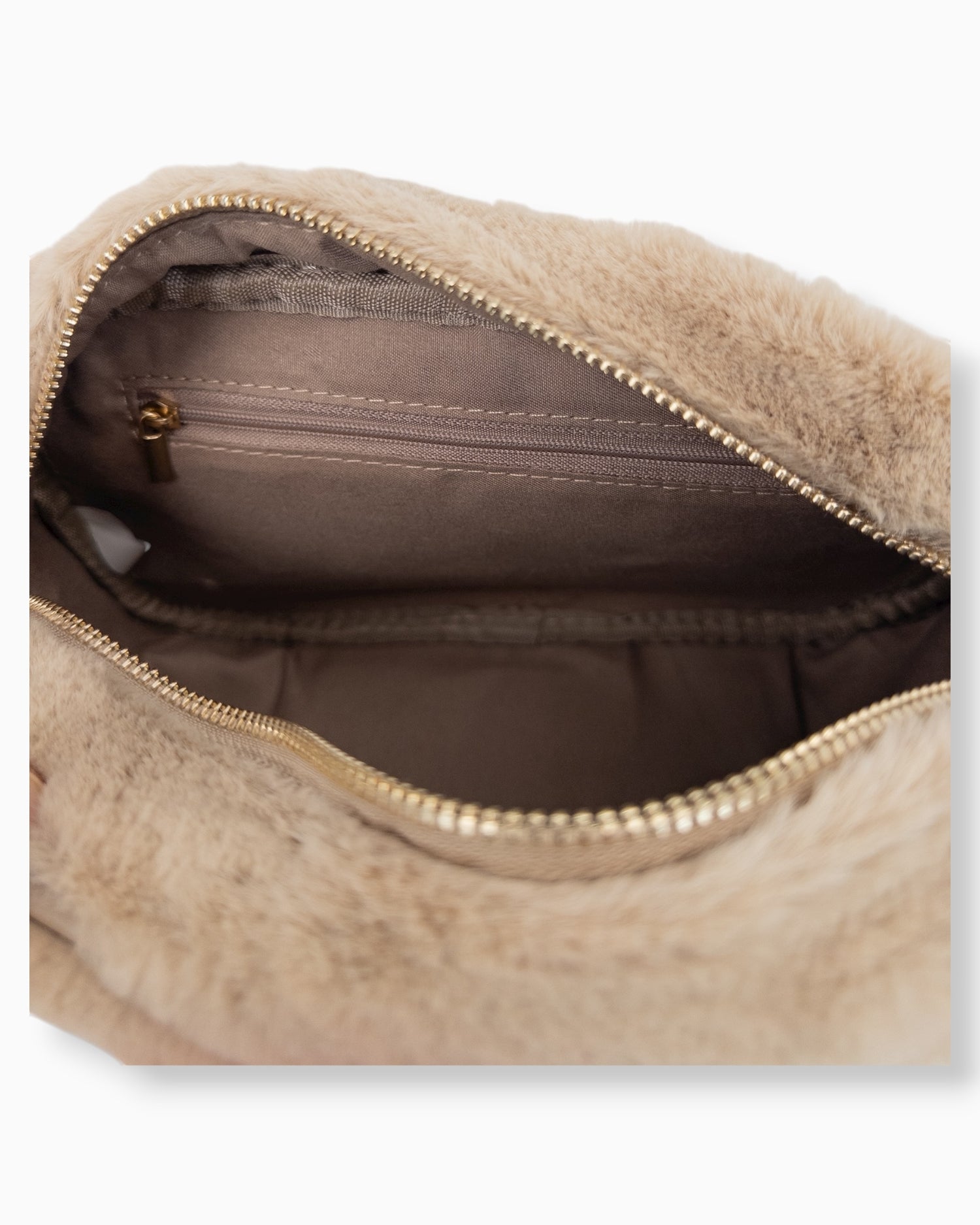 Flauschige Umhängetasche beige