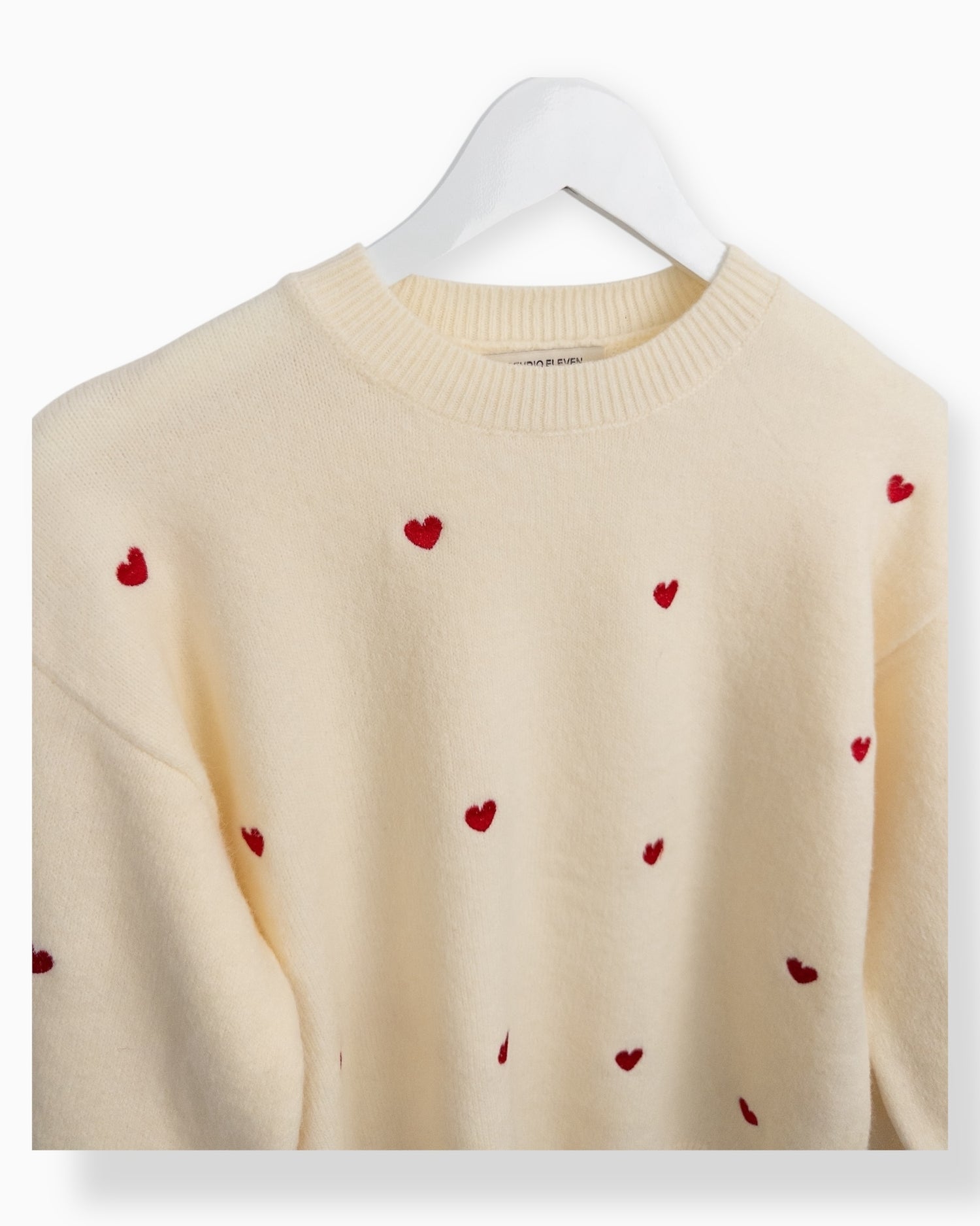 Pullover Herz creme