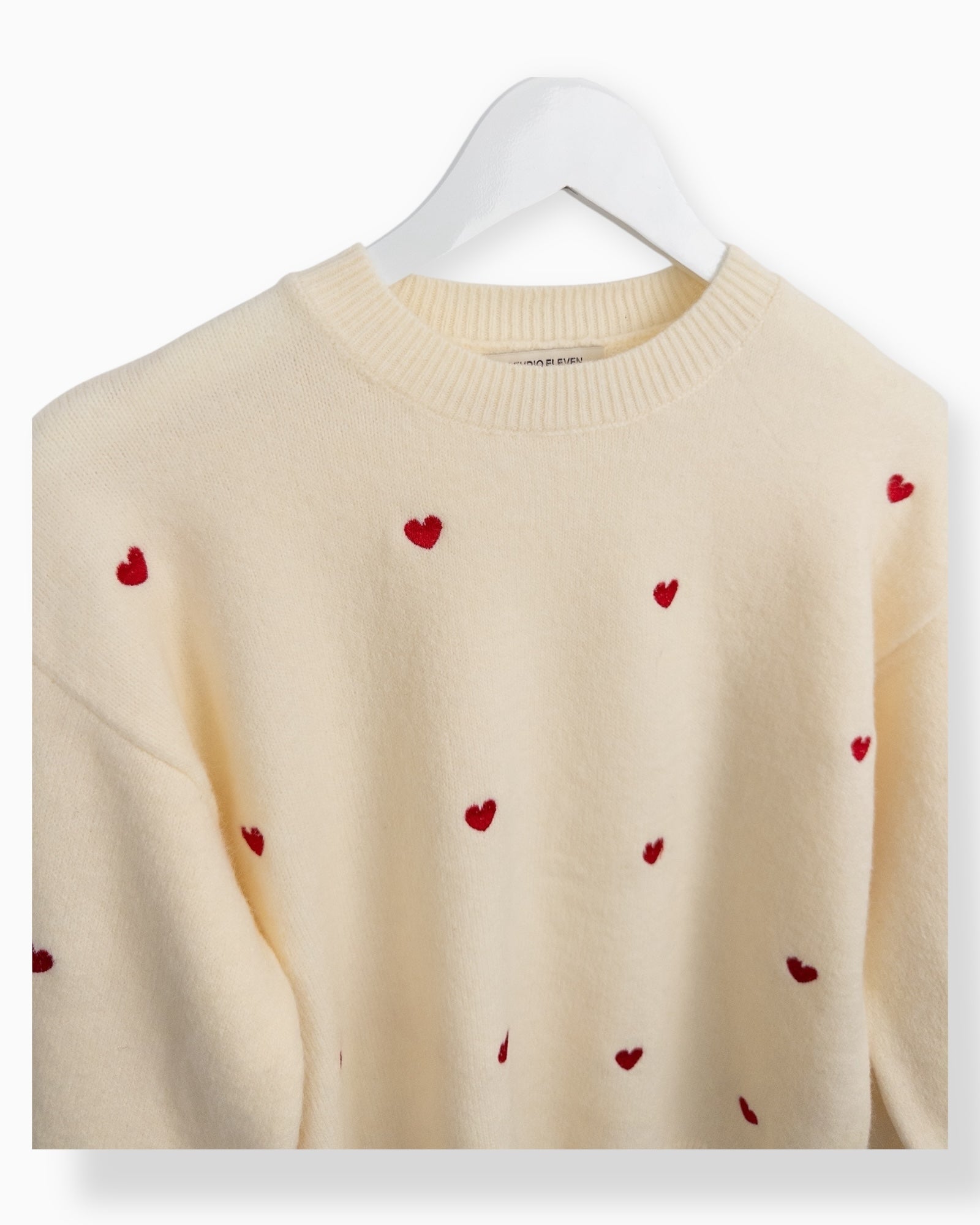 Pullover Herz creme