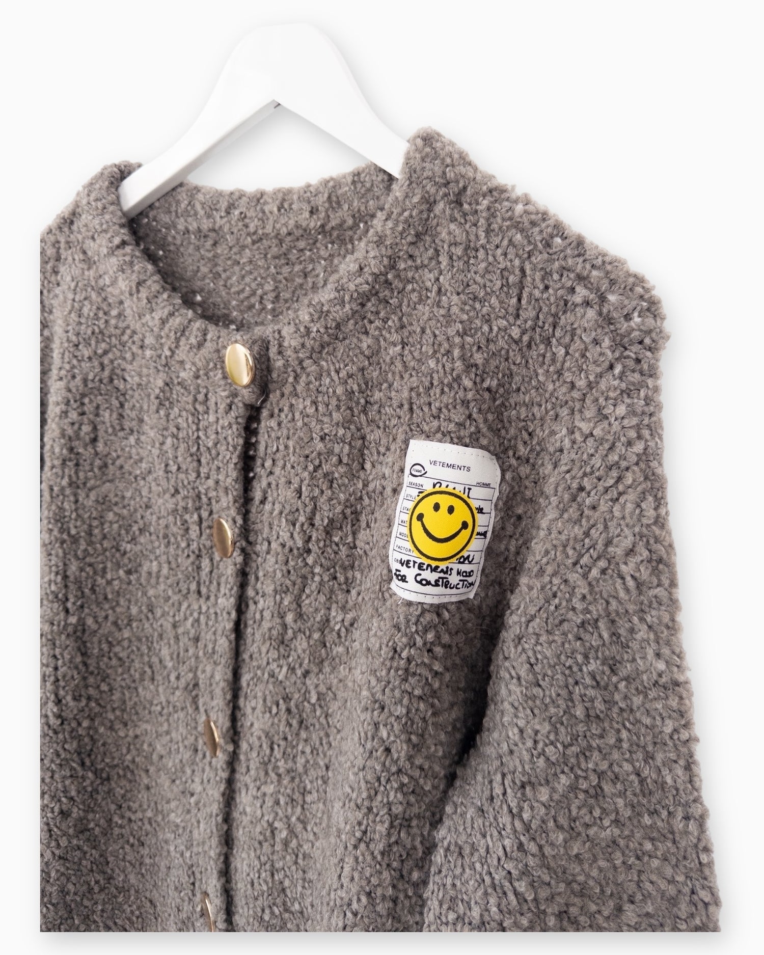 Strickjacke Smile grau-braun