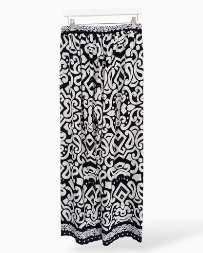 Leichte Hose mit Musterung schwarz weiß