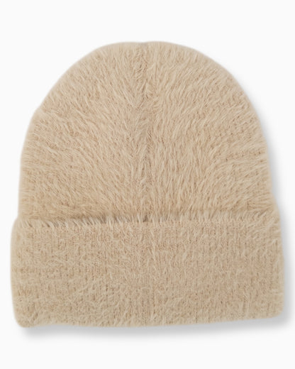 Flauschige Mütze beige