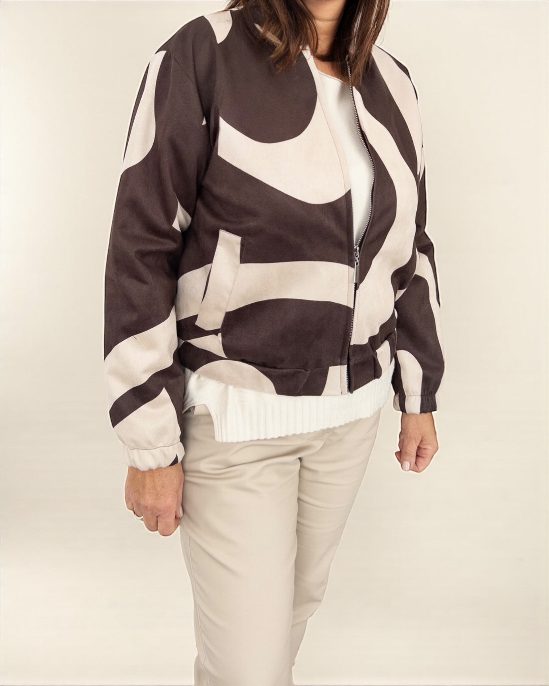 Jacke mit Muster dunkelbraun beige