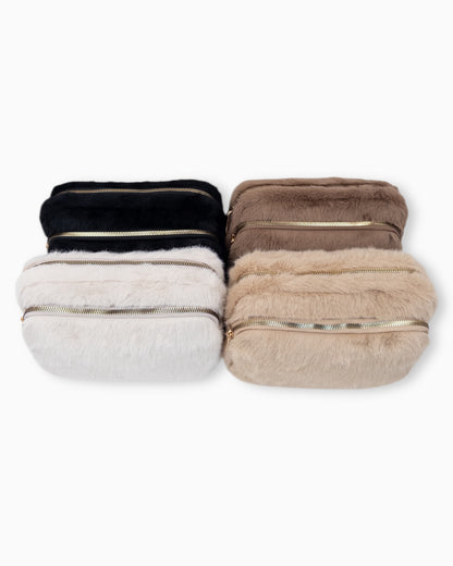 Flauschige Umhängetasche Sara creme