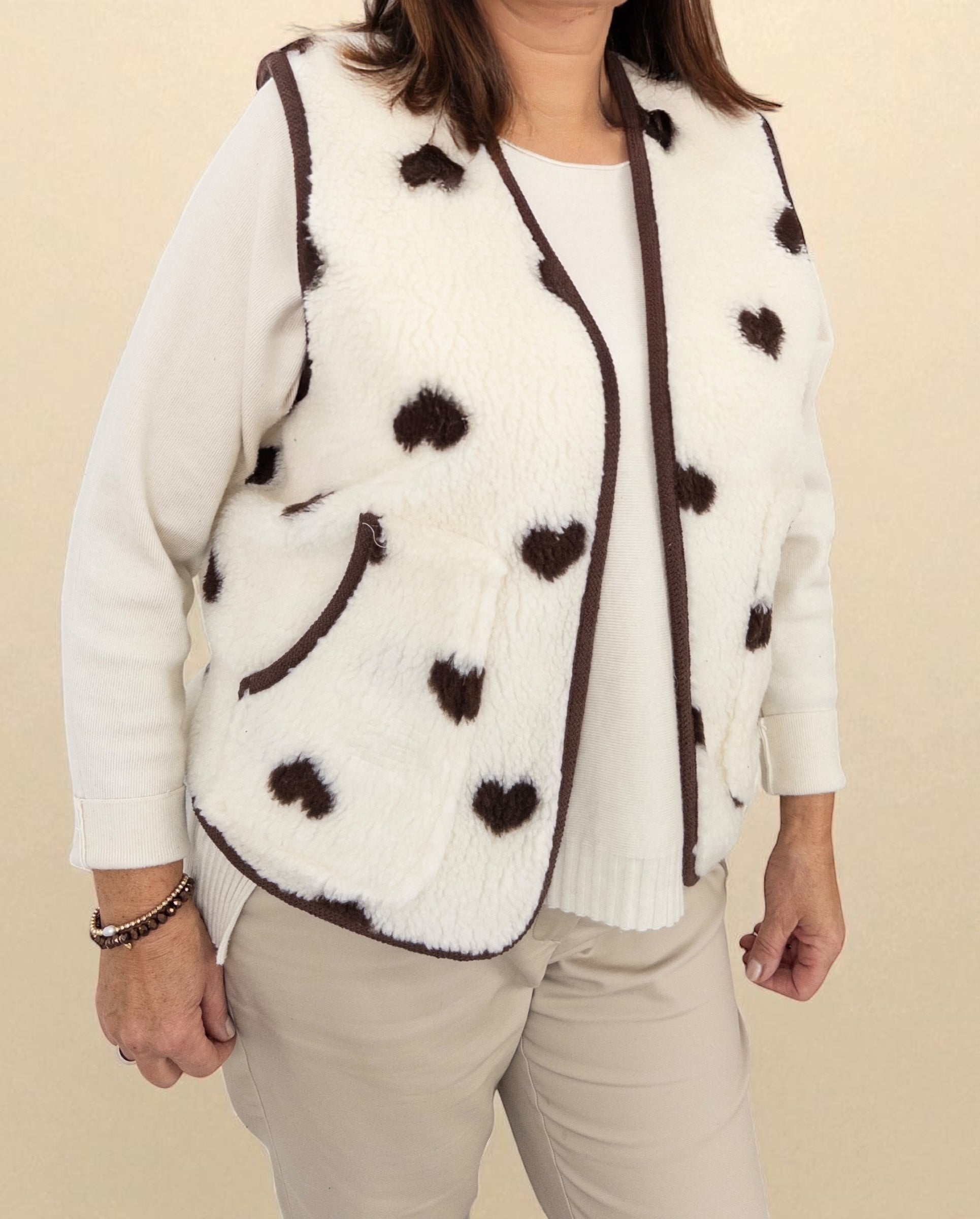 Leichte Teddy-Weste Herz creme braun