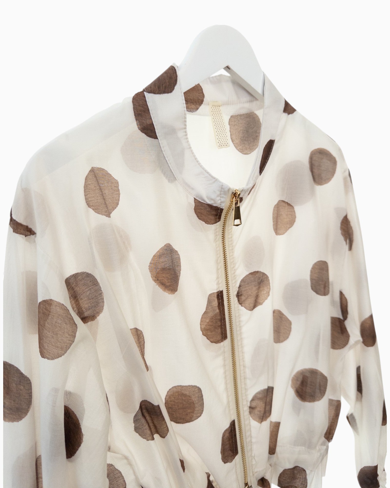 Leichte Kurzjacke mit Punkten creme
