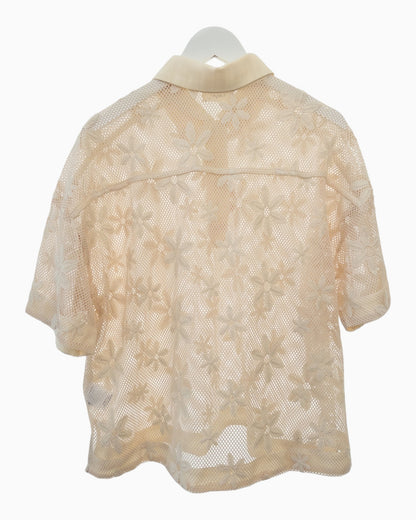 Leichtes Blusenshirt in Häkeloptik mit Blumenmuster creme