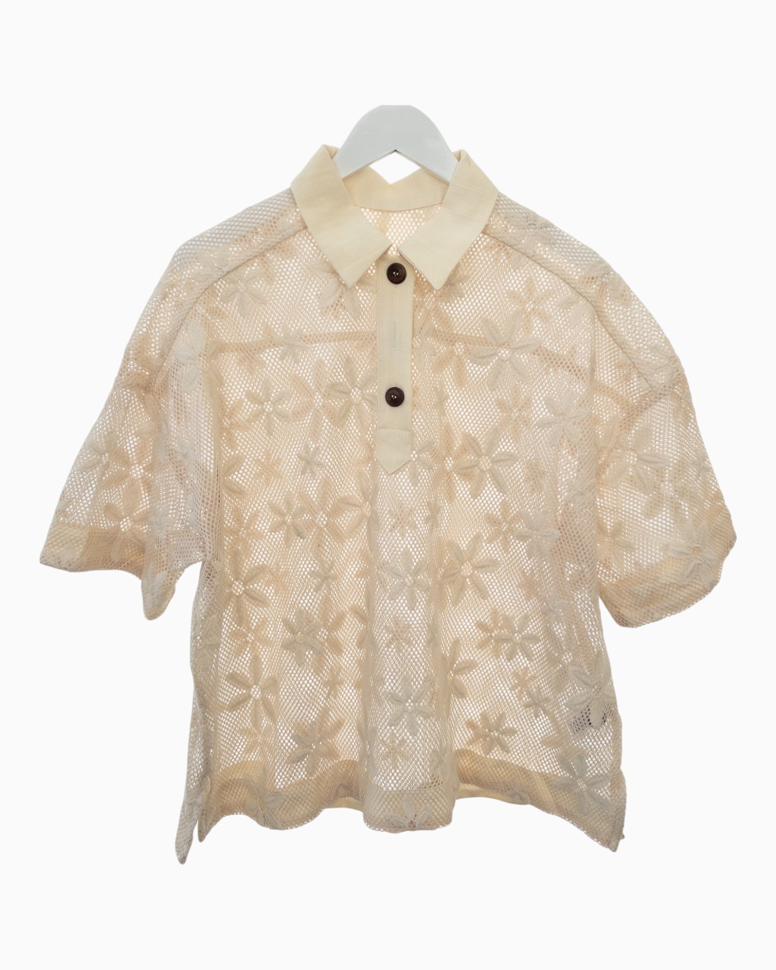 Leichtes Blusenshirt in Häkeloptik mit Blumenmuster creme