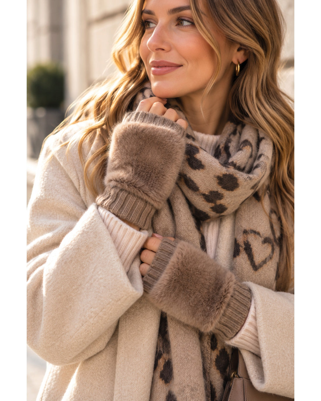Fingerlose Handschuhe Fell taupe