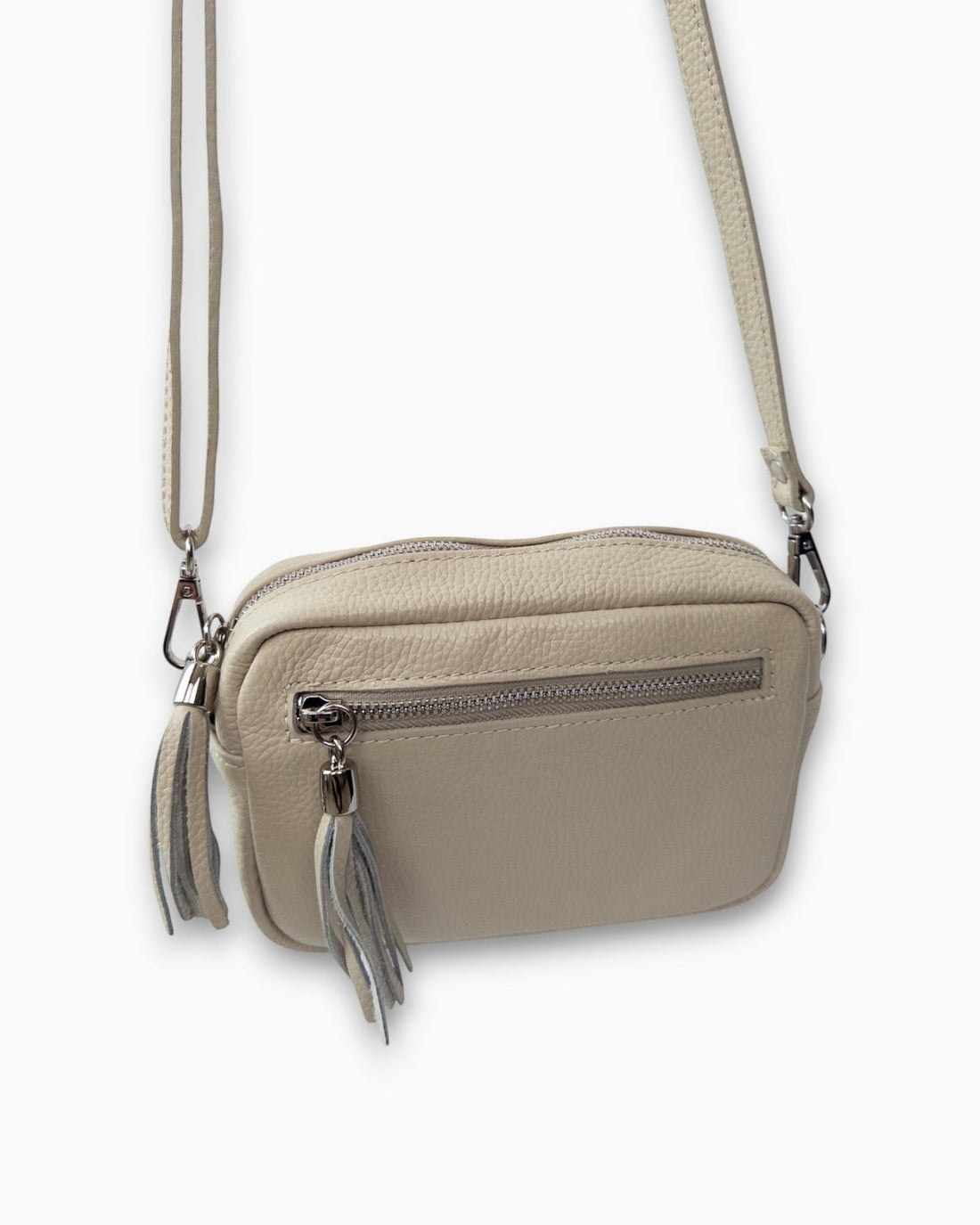liebesnote beige Leder-Umhängetasche mit Quasten und Reißverschlussfach