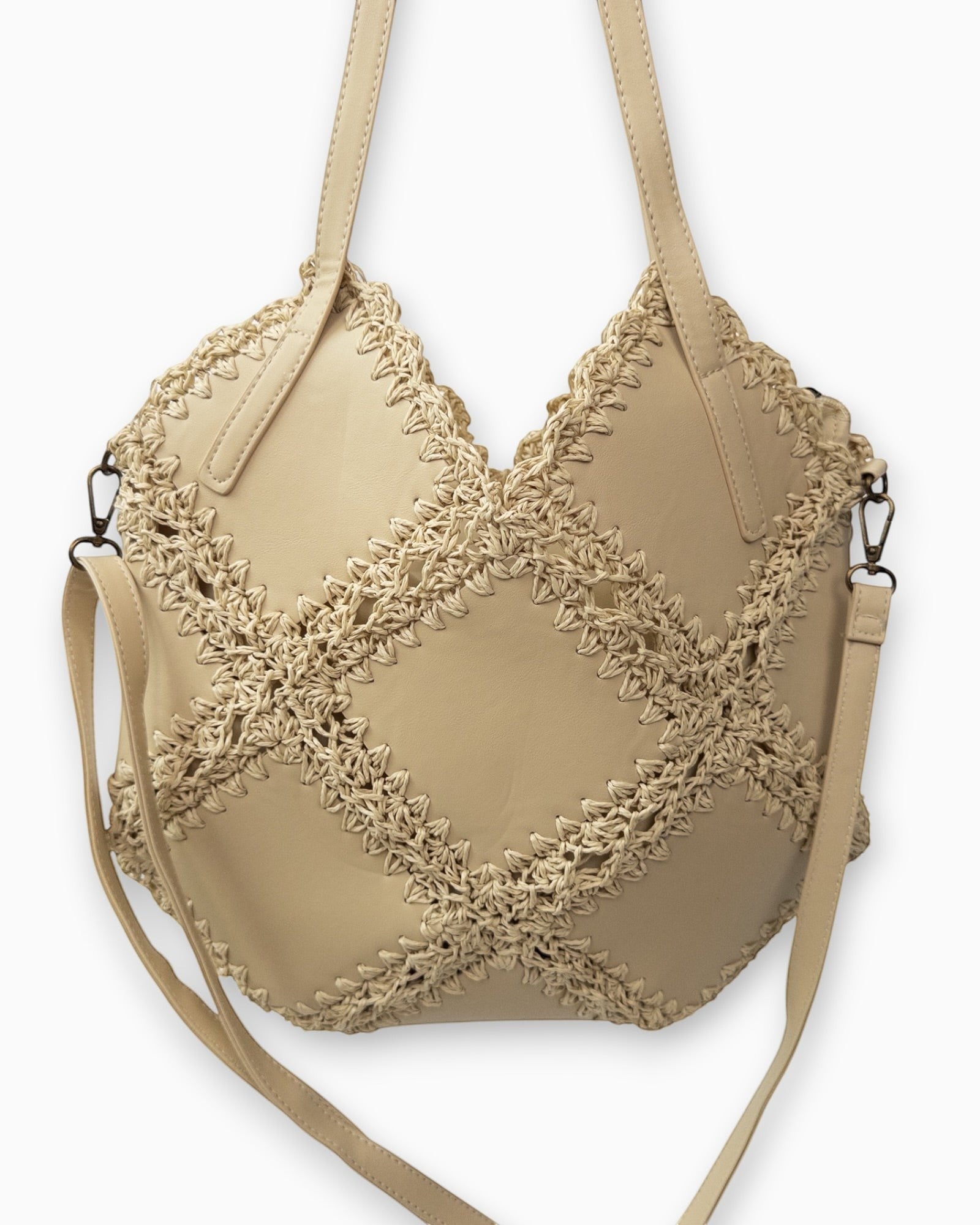 liebesnote sandbeige Häkel-Shopper mit Rautenmuster und Leder-Optik-Details, Henkel und abnehmbarem Gurt