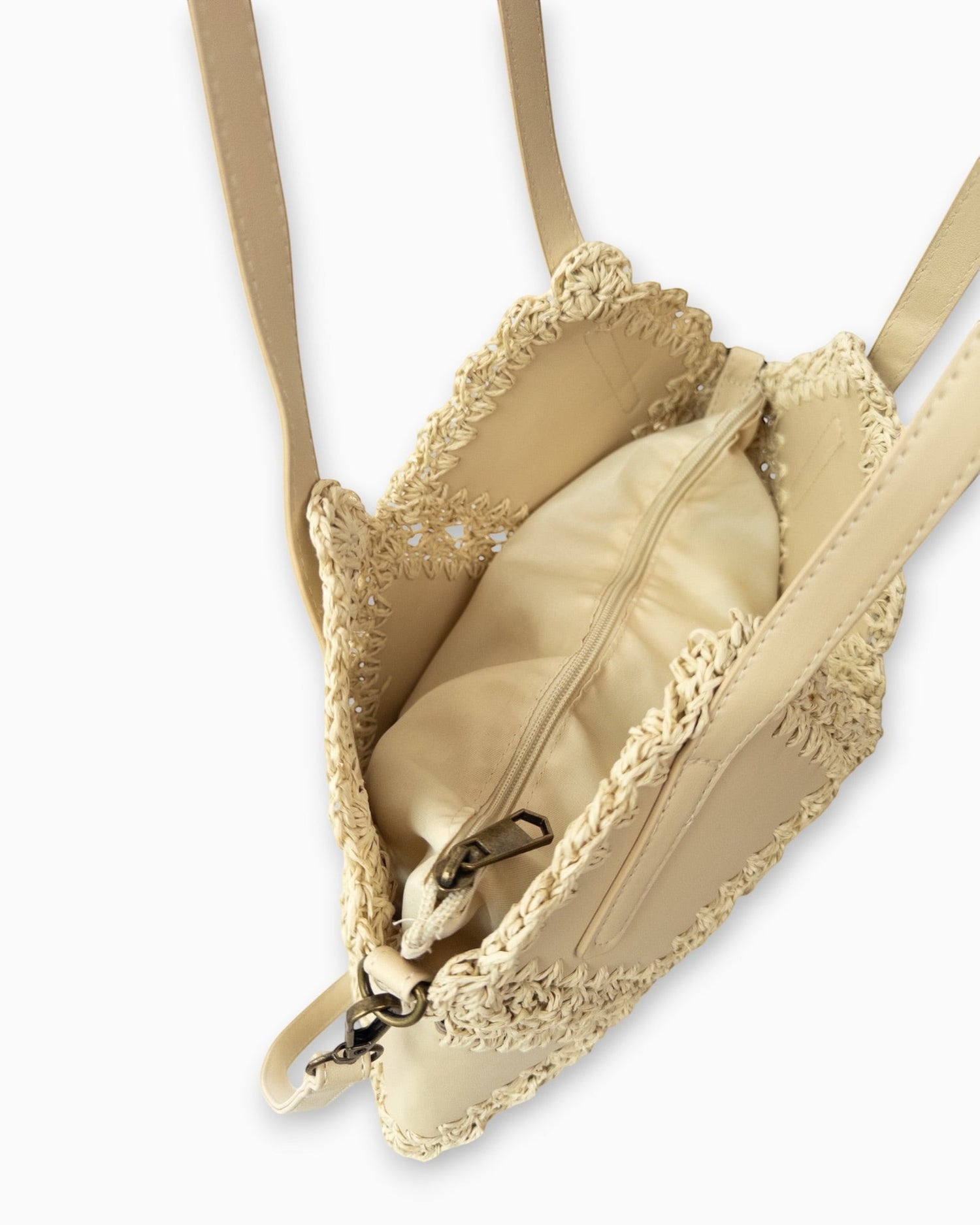 liebesnote sandfarbene Shopper-Tasche mit Häkel-Optik und Leder-Details, ideal für den Sommer